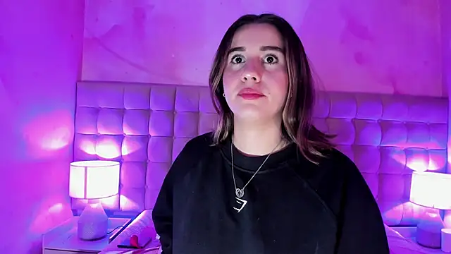 Snapshot of LanaHerondale chatting on February 9, 9:37 am LanaHerondale online show from February 9, 9:37 am