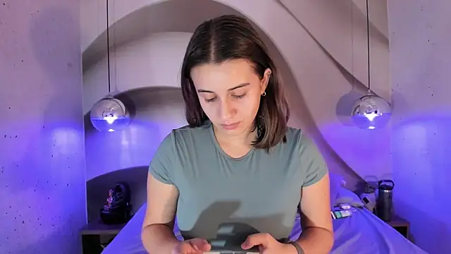 Snapshot of LanaHerondale chatting on March 2, 11:41 am LanaHerondale online show from March 2, 11:41 am