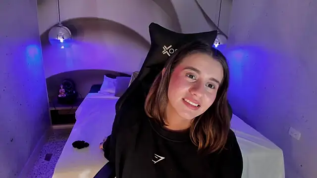 Snapshot of LanaHerondale chatting on March 9, 2:54 pm LanaHerondale online show from March 9, 2:54 pm