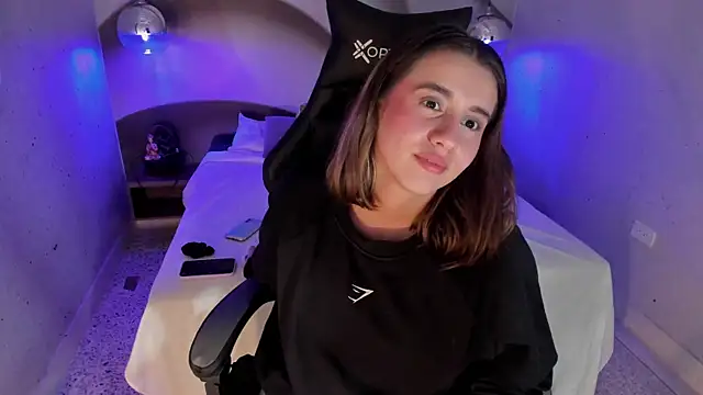 Snapshot of LanaHerondale chatting on March 10, 9:01 am LanaHerondale online show from March 10, 9:01 am