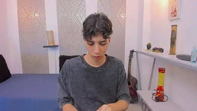 Snapshot of Nikolay_Gregori chatting on October 31, 4:20 am Nikolay Gregori online show from October 31, 4:20 am