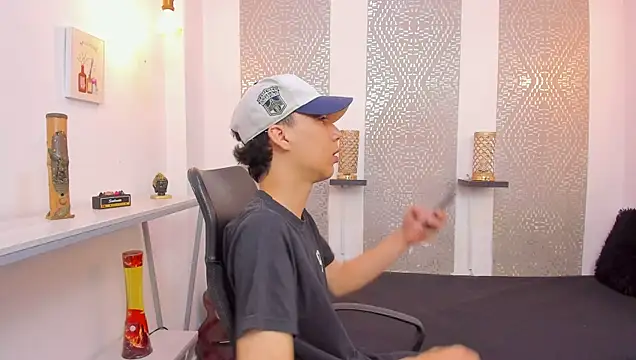 Snapshot of Nikolay_Gregori chatting on November 20, 4:35 am Nikolay Gregori online show from November 20, 4:35 am