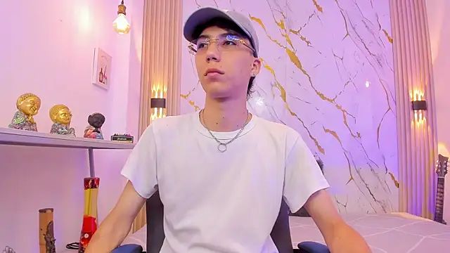 Nikolay Gregori online show from April 16, 4:24 am