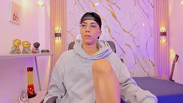 Nikolay Gregori online show from February 11, 3:17 am