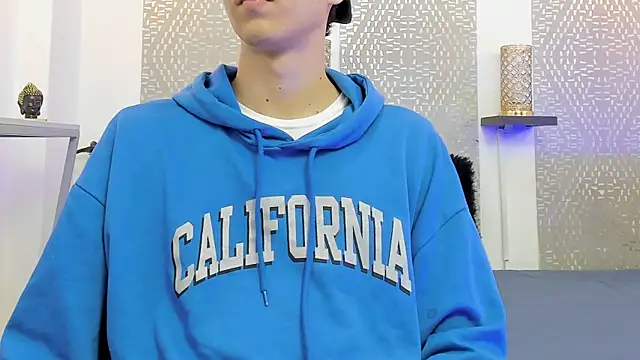 Snapshot of Nikolay_Gregori chatting on November 7, 4:06 am Nikolay Gregori online show from November 7, 4:06 am