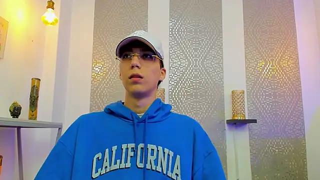 Nikolay Gregori online show from December 22, 4:01 am