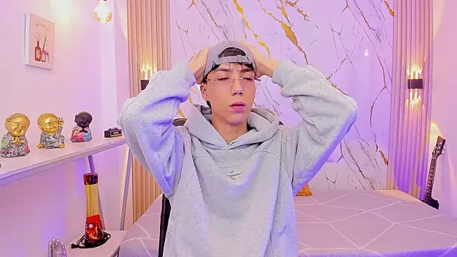 Nikolay Gregori online show from February 9, 4:32 am