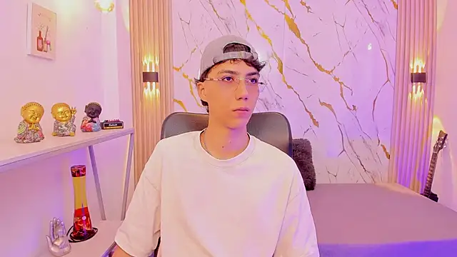 Nikolay Gregori online show from February 13, 4:12 am