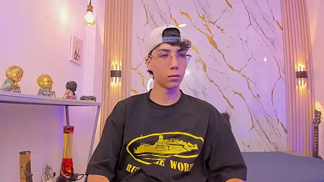 Nikolay Gregori online show from April 6, 4:19 am