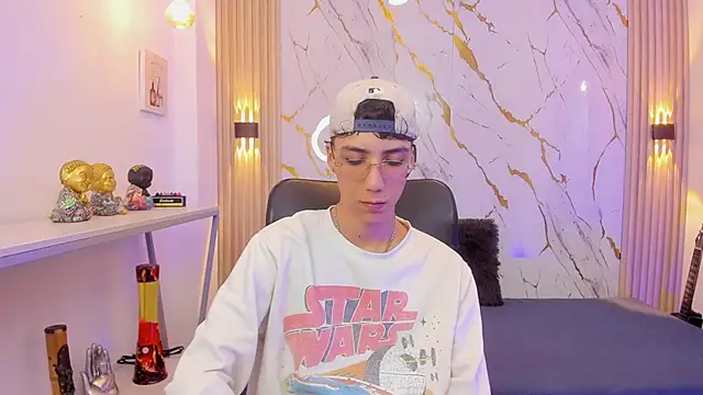 Nikolay Gregori online show from April 19, 3:40 am