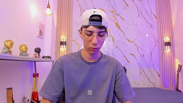 Nikolay Gregori online show from April 5, 4:19 am