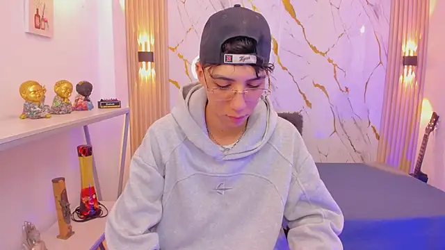 Nikolay Gregori online show from March 2, 4:57 am