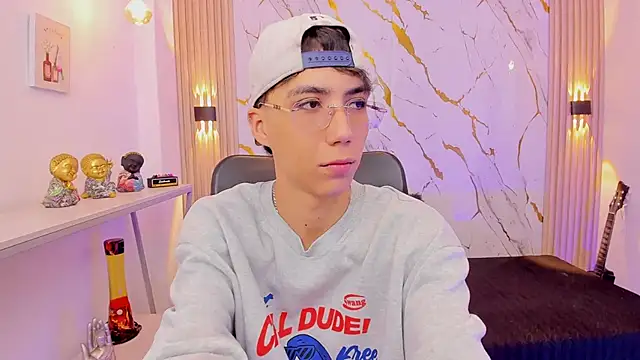 Nikolay Gregori online show from February 12, 4:01 am