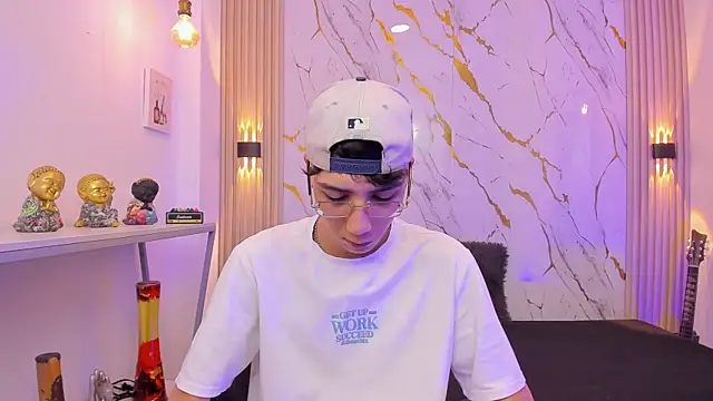 Nikolay Gregori online show from April 10, 4:30 am