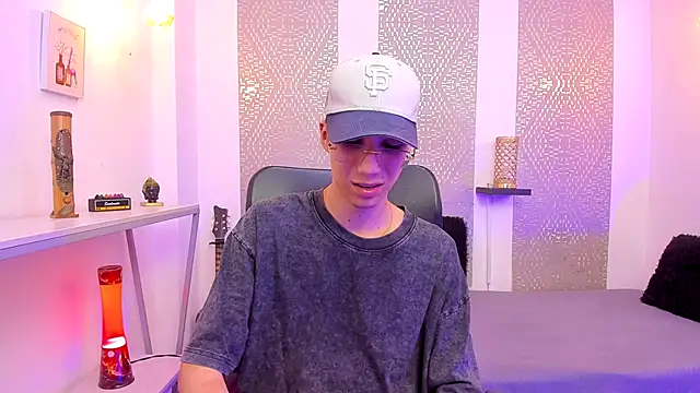 Snapshot of Nikolay_Gregori chatting on November 23, 4:22 am Nikolay Gregori online show from November 23, 4:22 am