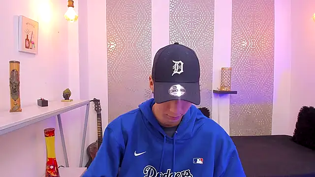 Snapshot of Nikolay_Gregori chatting on November 17, 4:05 am Nikolay Gregori online show from November 17, 4:05 am