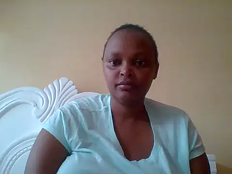 Snapshot of Sexxy-Shie chatting on October 15, 7:05 am Sexxy-Shie online show from October 15, 7:05 am