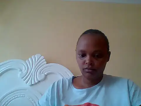 Snapshot of Sexxy-Shie chatting on September 24, 7:04 am Sexxy-Shie online show from September 24, 7:04 am