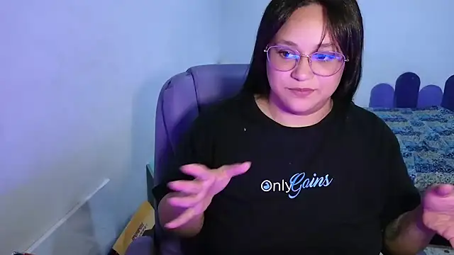 Luciernaga18 online show from July 1, 2:56 am