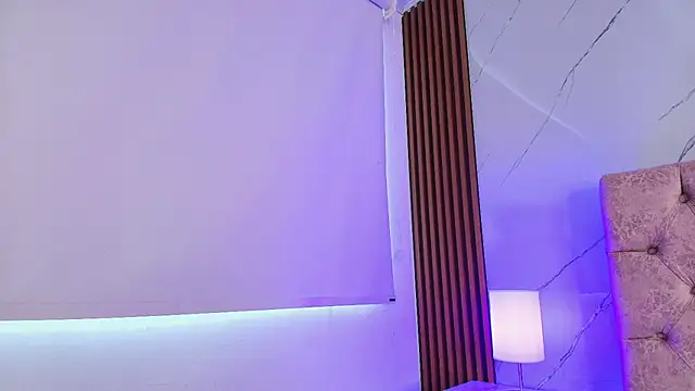 Snapshot of Julianaa_Castro_ chatting on June 27, 12:22 pm Julianaa Castro online show from June 27, 12:22 pm