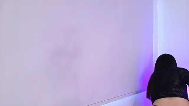 Snapshot of Julianaa_Castro_ chatting on November 1, 11:48 am Julianaa Castro online show from November 1, 11:48 am