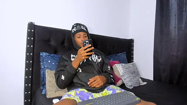 Pantera black 21 online show from October 22, 9:13 pm