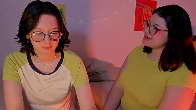 Snapshot of Gaby_Danna chatting on November 15, 7:12 am Gaby Danna online show from November 15, 7:12 am