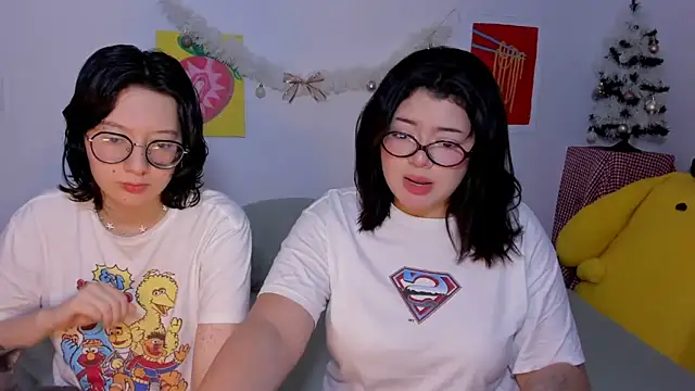 Snapshot of Gaby_Danna chatting on December 15, 10:37 pm Gaby Danna online show from December 15, 10:37 pm