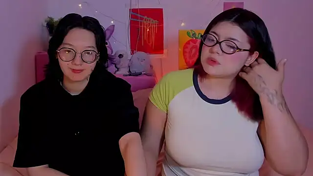 Snapshot of Gaby_Danna chatting on April 10, 12:28 am Gaby Danna online show from April 10, 12:28 am