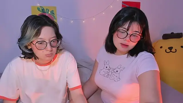 Snapshot of Gaby_Danna chatting on October 10, 11:27 pm Gaby Danna online show from October 10, 11:27 pm