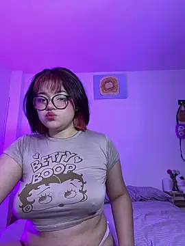 Snapshot of Gaby_Danna chatting on February 9, 10:53 am Gaby Danna online show from February 9, 10:53 am