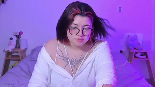 Snapshot of Gaby_Danna chatting on February 21, 7:23 am Gaby Danna online show from February 21, 7:23 am