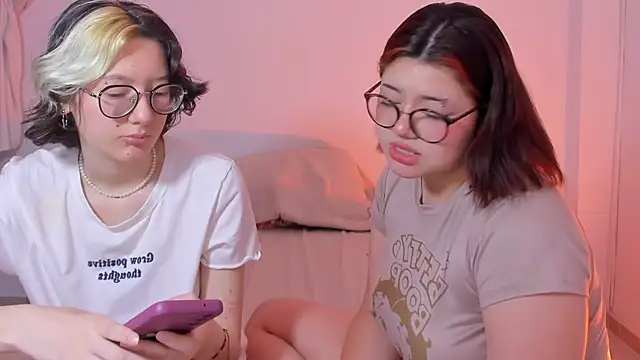 Snapshot of Gaby_Danna chatting on March 12, 9:56 pm Gaby Danna online show from March 12, 9:56 pm