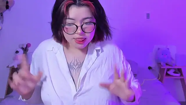 Snapshot of Gaby_Danna chatting on February 21, 1:11 am Gaby Danna online show from February 21, 1:11 am