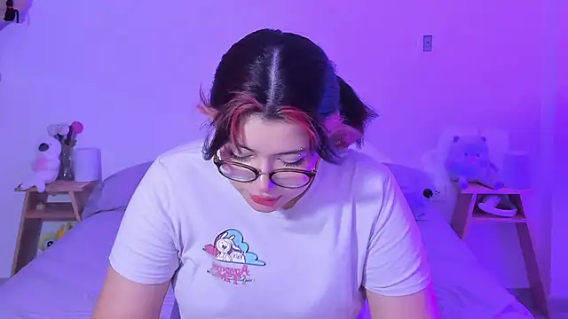 Snapshot of Gaby_Danna chatting on February 20, 12:19 am Gaby Danna online show from February 20, 12:19 am