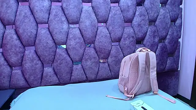 AlaSmith online show from February 27, 2:23 am