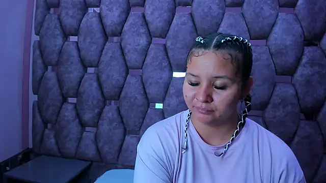 AlaSmith online show from November 18, 2:27 am