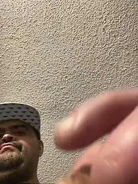 Miguel16i online show from December 28, 7:22 am