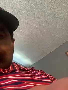 Miguel16i online show from February 25, 5:30 pm