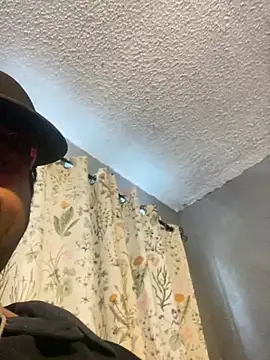 Miguel16i online show from March 19, 3:51 pm