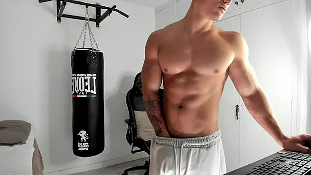 dan01  online show from December 14, 8:47 pm