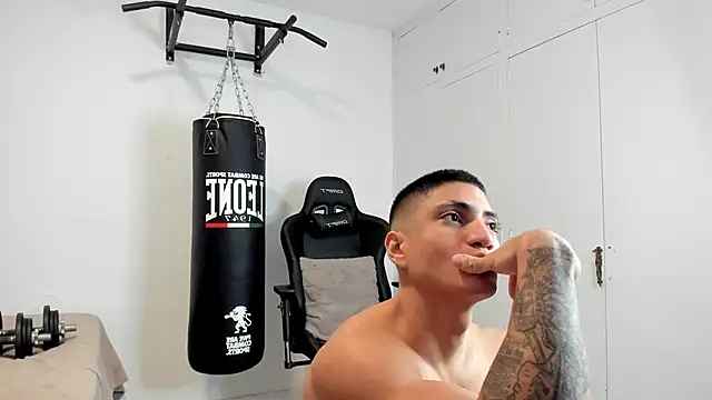 dan01  online show from March 13, 11:04 am