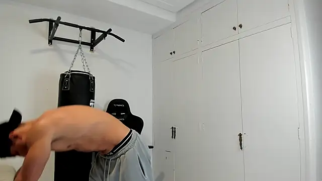 dan01  online show from January 16, 8:24 pm