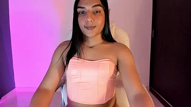 CandyLatinHott online show from November 10, 1:43 am