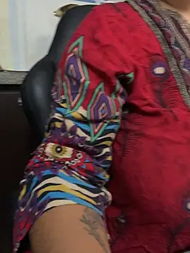 Snapshot of kalpanaaishaa chatting on June 29, 11:32 am kalpanaaishaa online show from June 29, 11:32 am