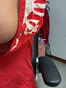 Snapshot of kalpanaaishaa chatting on July 15, 11:39 am kalpanaaishaa online show from July 15, 11:39 am