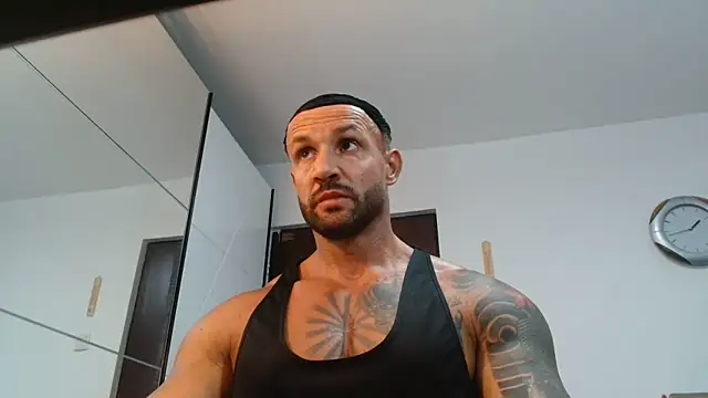 Magnificmuscles89 online show from May 27, 10:44 am