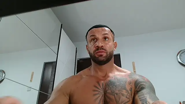 Magnificmuscles89 online show from April 15, 10:54 am