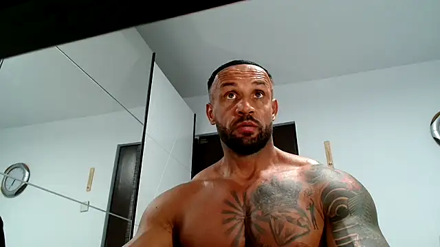 Magnificmuscles89 online show from November 10, 3:28 pm