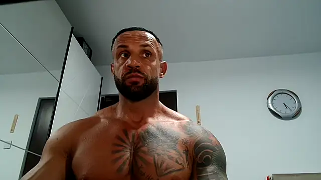 Magnificmuscles89 online show from November 5, 3:26 pm